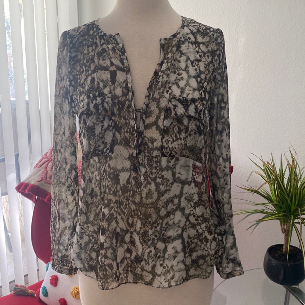 Zara Top 4X $20 snake 🐍 print